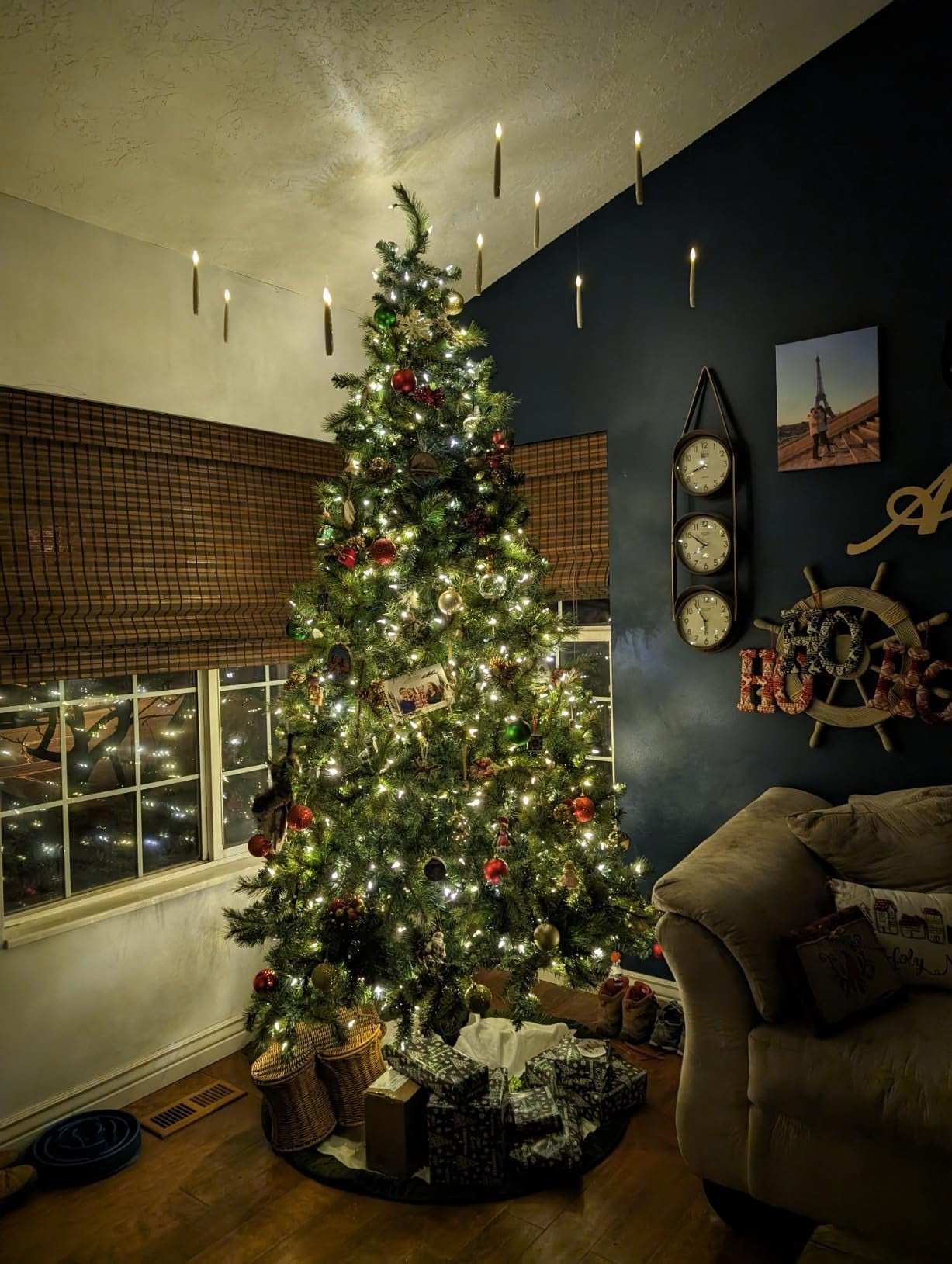 Flameless Floating Candles with Magic Wand – Halloween Decorations(Set of 12)